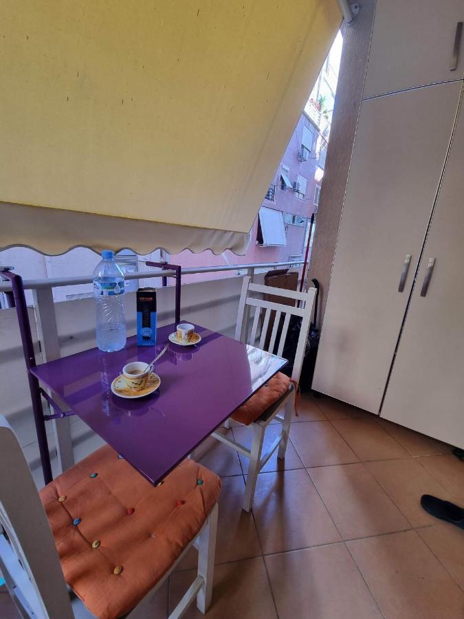 Liqeni Thate, Tirane Apartamento Exterior foto