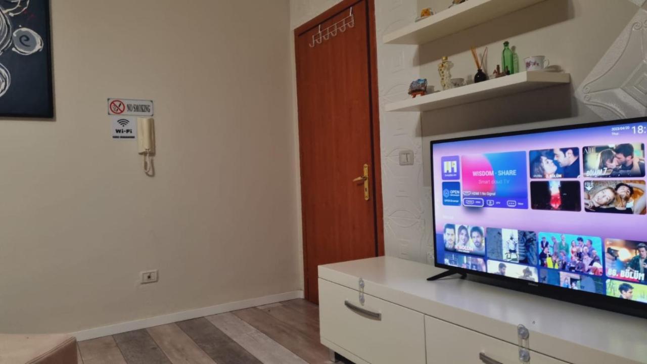 Liqeni Thate, Tirane Apartamento Exterior foto